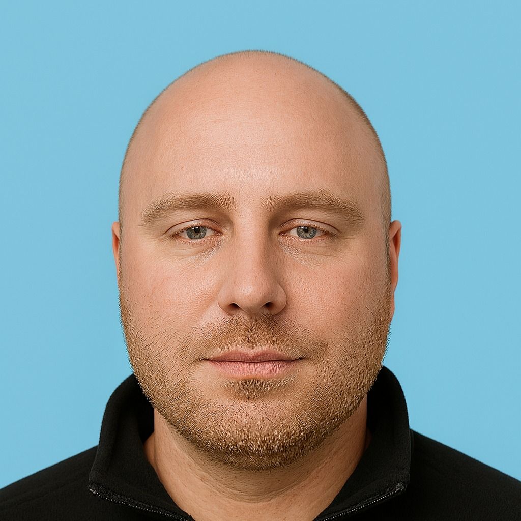 Tom Currie Portrait